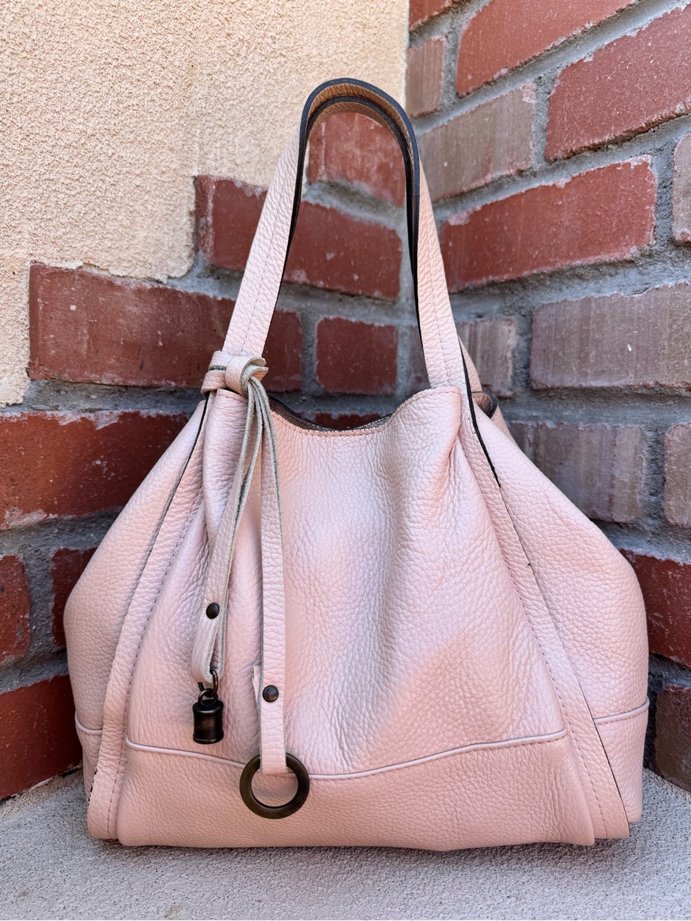 Sundance "Piccolino" Pebbled Leather Tote / Hobo Bag in blush pink